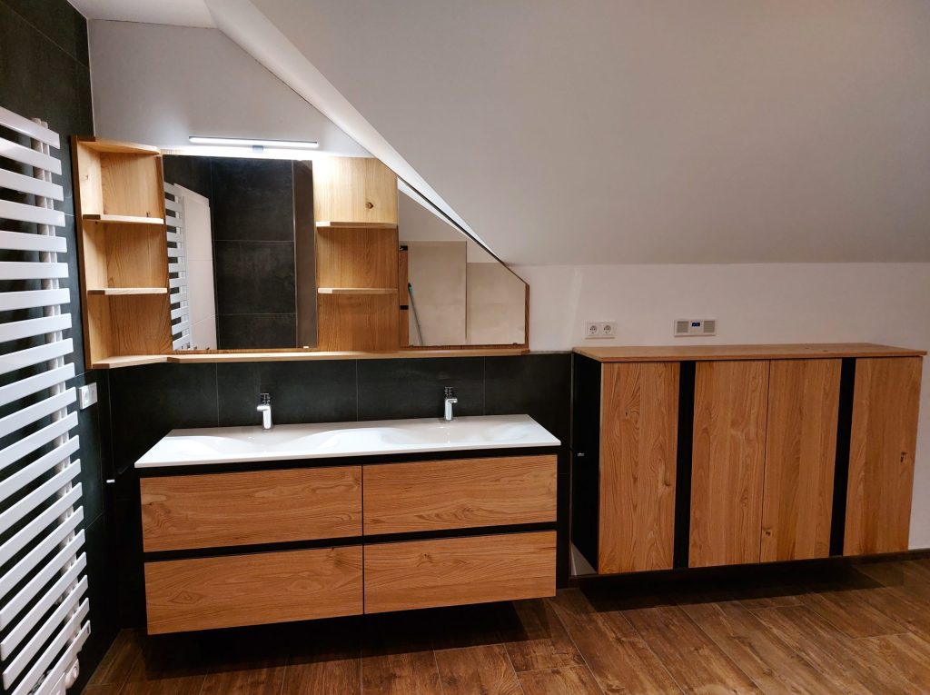 Bad-Badezimmer-Waschbecken