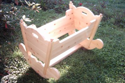 Tischlerei Kinder Haustier Möbel Baby Wiege Zirbe Massivholz